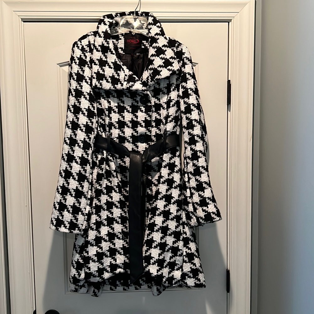 Yoki Houndstooth Coat